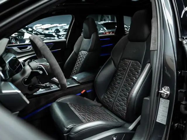 Audi RS6 RS 6 TFSI quattro Topstaat verkerende RS6 Urban , volledig Akra, HRE wheels, B&O 3 D, alcan...