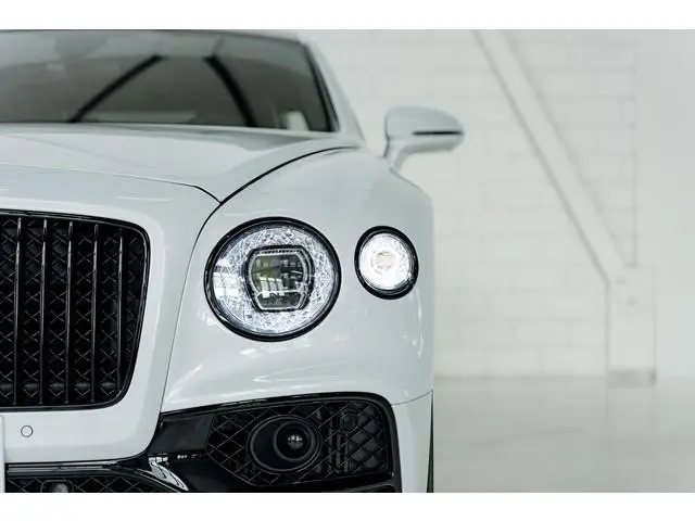 Bentley Flying Spur Speed l Carbon l Mulliner l Touring l Linnen Interior l Blackline l