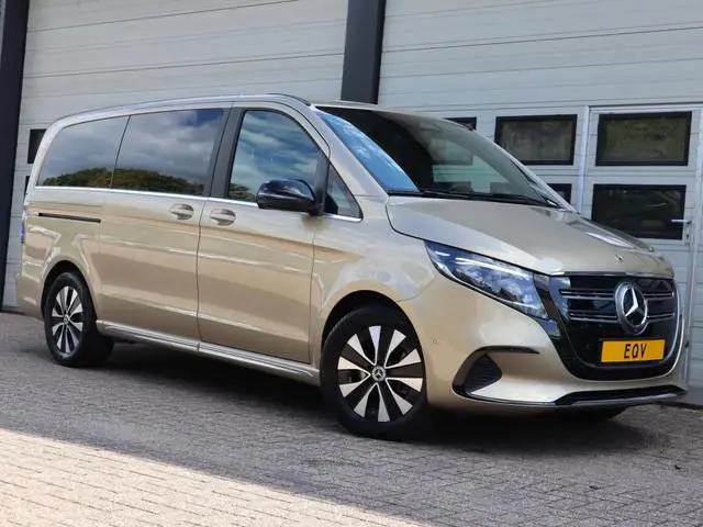 Mercedes-Benz EQV 300 90 kWh L2 - 8 Pers - Elc.Schuif - NEW Model - AMG