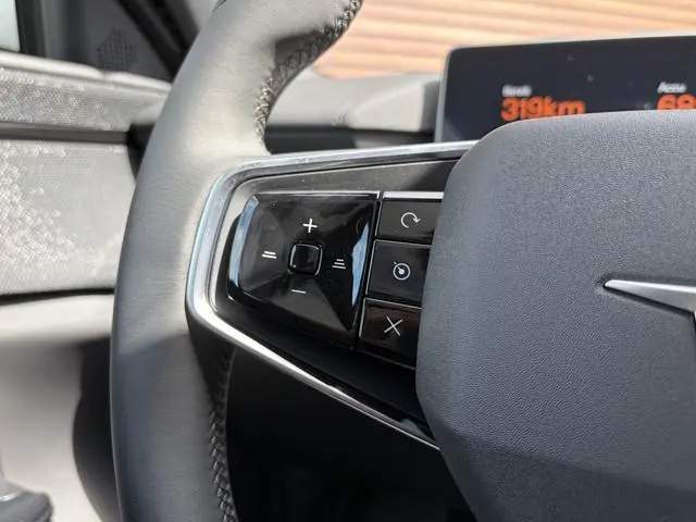 Polestar 4