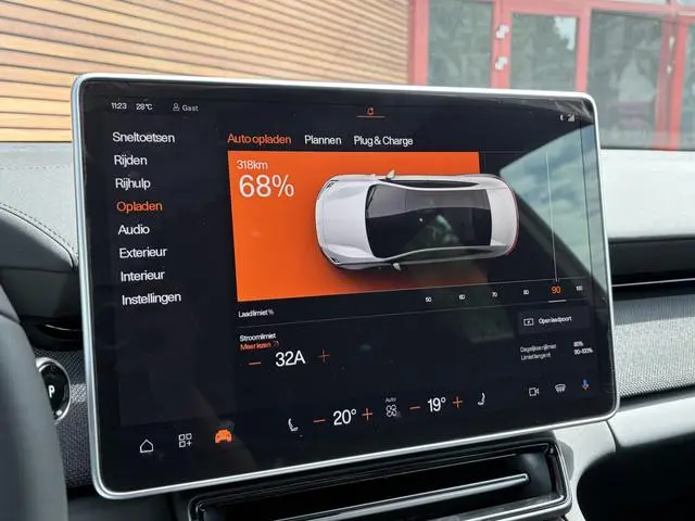 Polestar 4