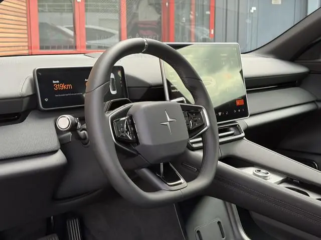 Polestar 4
