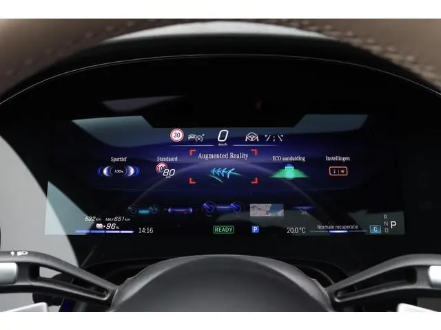 Mercedes-Benz EQS