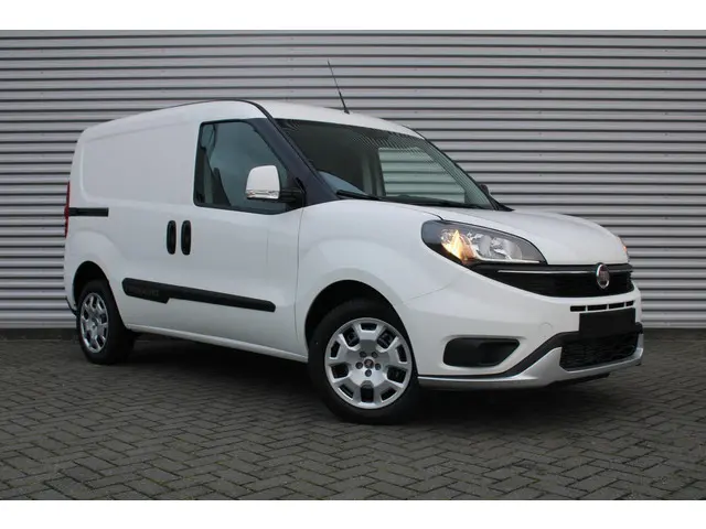 Fiat Dobló Cargo 1.6 MJ L1H1 S Trekking | Nieuw | Airco | Camera | Cruise | Navi | Apple Carplay/Android Auto | 3 zits |