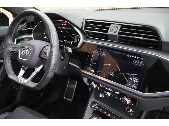 Audi Q3 Sportback 45 TFSI 245pk e S Edition Stoelverwarming Keyless Panoramadak Adaptive Cruise 2x S...
