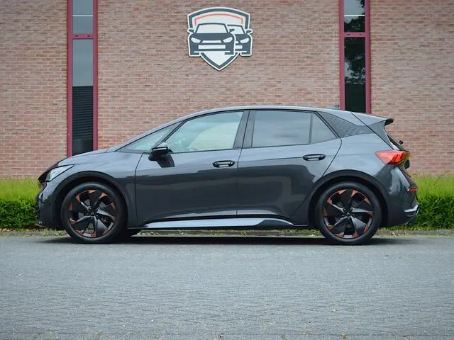 Cupra Born