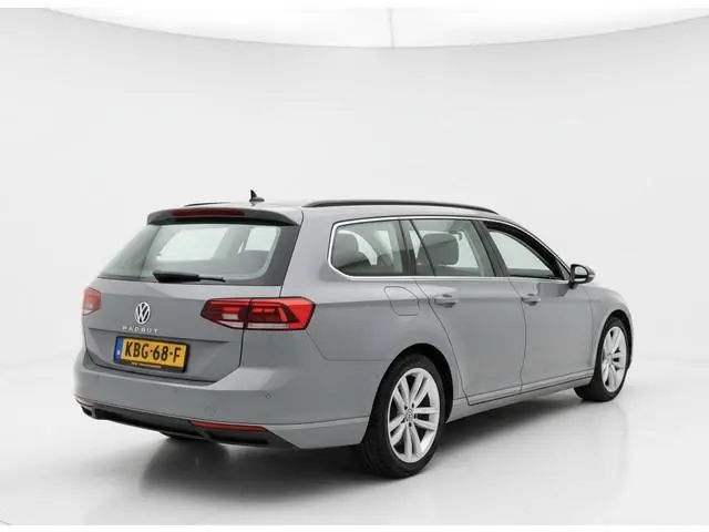 Volkswagen Passat Variant 1.5 TSI 150PK DSG BUSINESS CAMERA/NAVI/CARPLAY