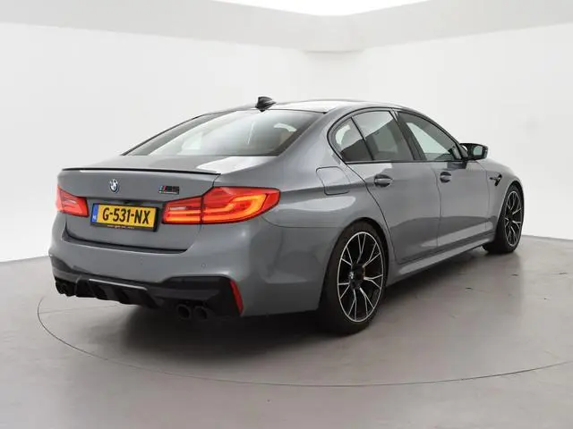 BMW M5