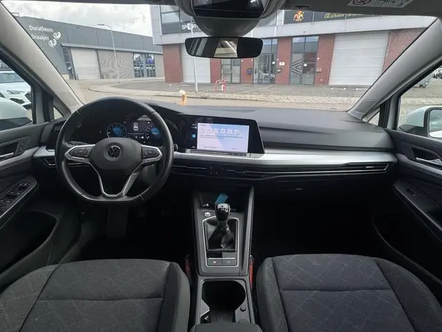 Volkswagen Golf 1.5 TSI Life ✅ Virtual Cockpit ✅ PDC V+A ✅ Carplay ✅ 
