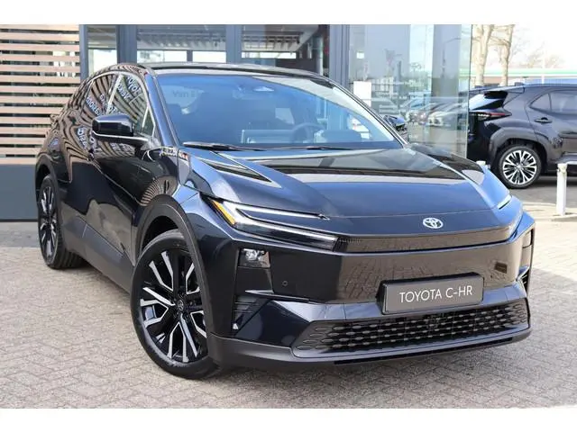 Toyota C-HR+