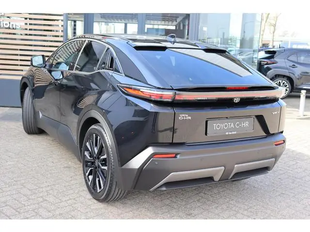 Toyota C-HR+