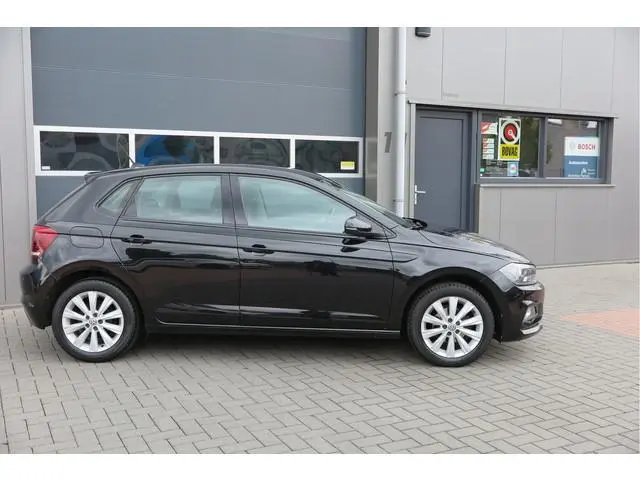Volkswagen Polo 1.0 TSI 70kw 95pk Highline, Adaptive Cruise, PDC ,Navigatie , Stuurwiel multifuntion...