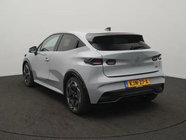 Renault Clio 1.8 Hybrid 160 Techno - RIJKLAARPRIJS - DEMO - All Seasonbanden - 360 Graden Camera - A...