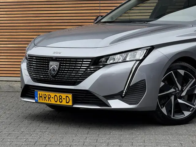 Peugeot 308 SW 1.6 Plug-in Hybrid 180 Allure Avantage Camera / Lage km stand / Navigatie