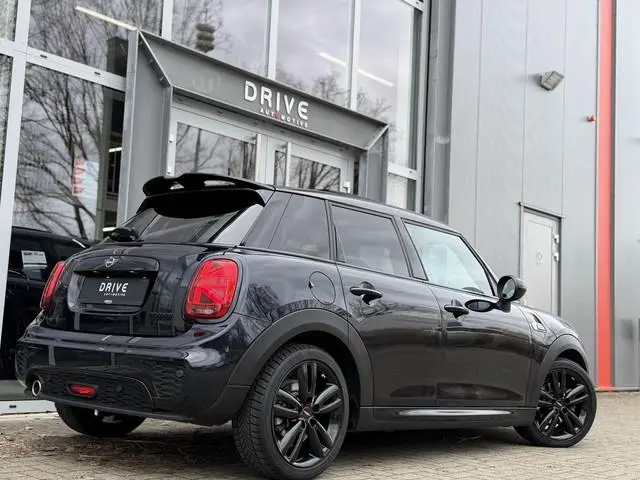 Mini Mini