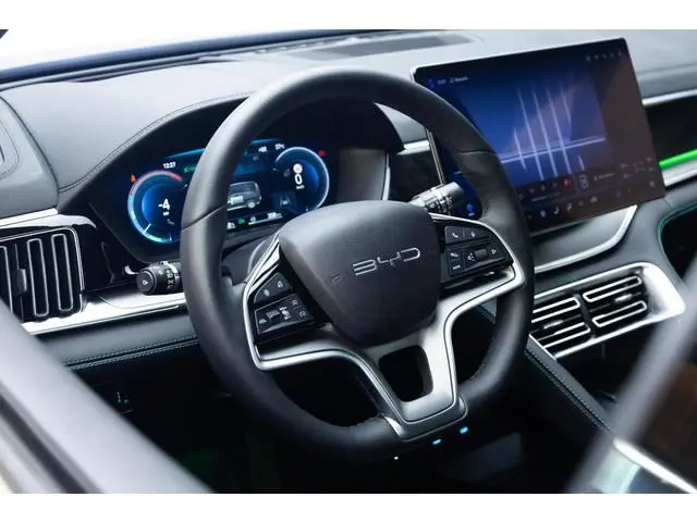 BYD SEAL U